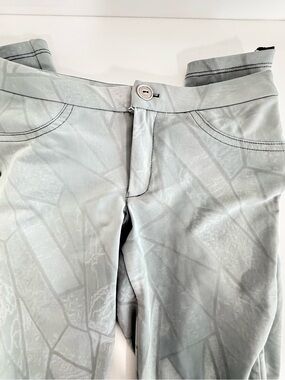 bebe Light Gray High-Rise Pants with Subtle Stitching🔥🔥